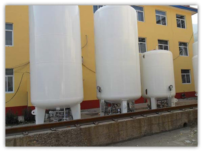 Storage tank