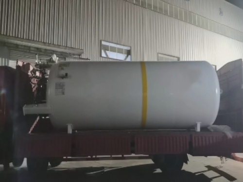 20 cubic meter vertical cryogenic liquid storage tanks were shipped to Henan Province, China.