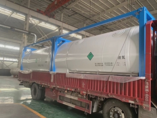 11 cubic liquid nitrogen tank skids were shipped to Hubei Province, China.