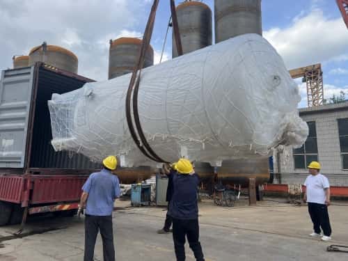The cryogenic liquid carbon dioxide storage tanks were successfully shipped and exported to Southeast Asia